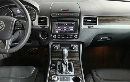 Volkswagen Touareg III, 2015 год, 3 195 000 рублей, 12 фотография