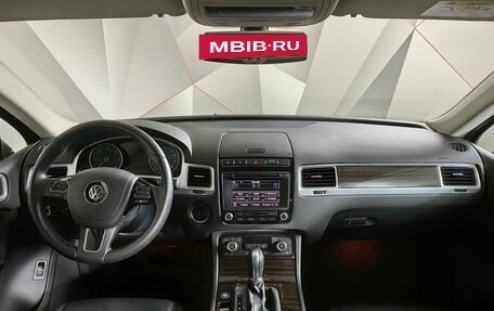 Volkswagen Touareg III, 2015 год, 3 195 000 рублей, 11 фотография