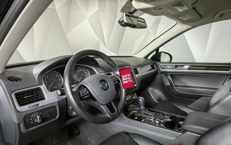 Volkswagen Touareg III, 2015 год, 3 195 000 рублей, 15 фотография