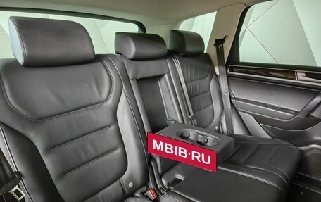 Volkswagen Touareg III, 2015 год, 3 195 000 рублей, 14 фотография