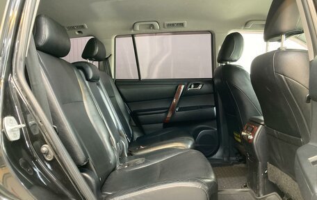Toyota Highlander III, 2012 год, 1 850 000 рублей, 17 фотография
