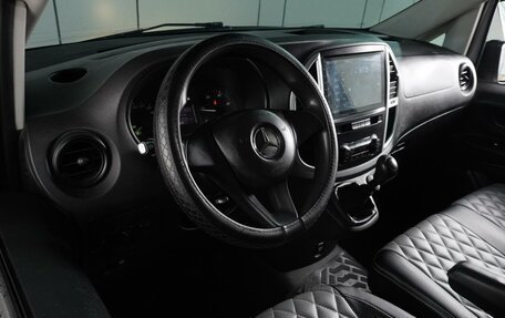 Mercedes-Benz Vito, 2017 год, 2 520 000 рублей, 6 фотография