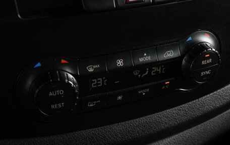 Mercedes-Benz Vito, 2017 год, 2 520 000 рублей, 15 фотография