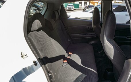 Toyota Vitz, 2019 год, 840 000 рублей, 9 фотография