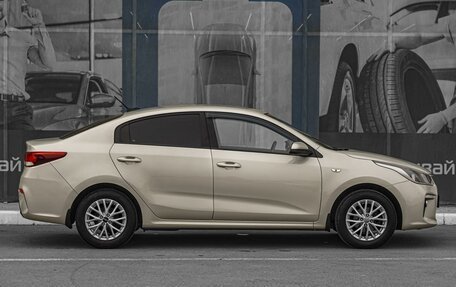KIA Rio IV, 2018 год, 1 629 000 рублей, 5 фотография
