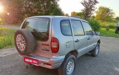 Chevrolet Niva I рестайлинг, 2005 год, 250 000 рублей, 4 фотография