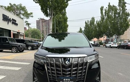 Toyota Alphard III, 2021 год, 5 300 000 рублей, 3 фотография
