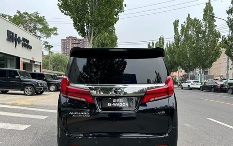 Toyota Alphard III, 2021 год, 5 300 000 рублей, 4 фотография
