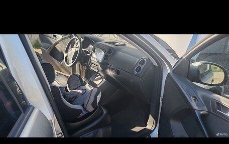 Volkswagen Tiguan I, 2010 год, 650 000 рублей, 7 фотография