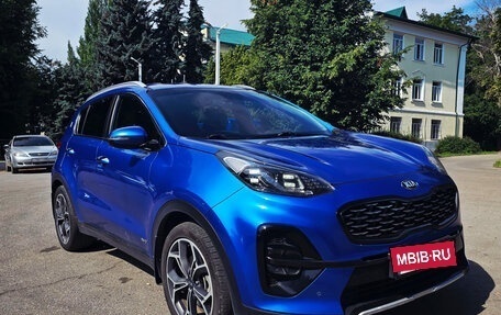 KIA Sportage IV рестайлинг, 2018 год, 2 390 000 рублей, 4 фотография