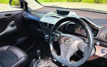 Toyota iQ, 2009 год, 750 000 рублей, 17 фотография