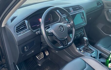 Volkswagen Tiguan II, 2019 год, 2 790 000 рублей, 7 фотография