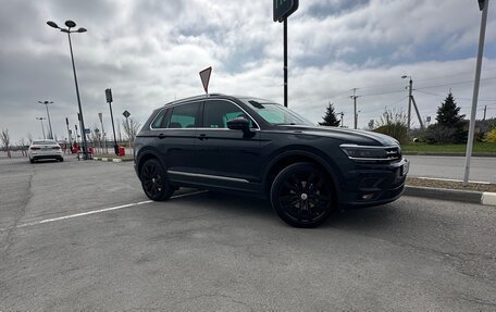 Volkswagen Tiguan II, 2019 год, 2 790 000 рублей, 2 фотография