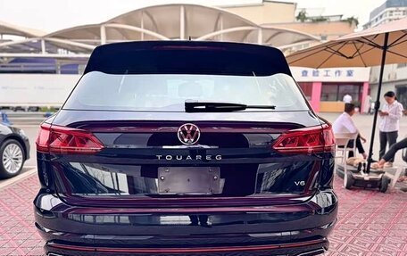 Volkswagen Touareg III, 2022 год, 5 810 000 рублей, 4 фотография