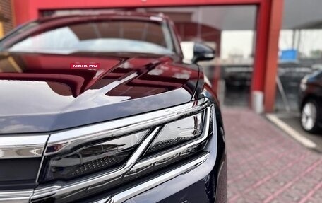 Volkswagen Touareg III, 2022 год, 5 810 000 рублей, 7 фотография