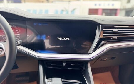 Volkswagen Touareg III, 2022 год, 5 810 000 рублей, 13 фотография