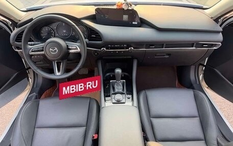 Mazda 3, 2021 год, 1 800 000 рублей, 6 фотография