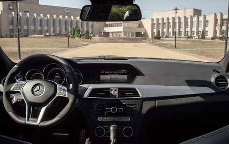 Mercedes-Benz C-Класс AMG, 2012 год, 3 500 000 рублей, 21 фотография