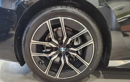 BMW 7 серия, 2024 год, 13 650 000 рублей, 17 фотография