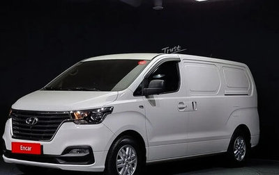 Hyundai Grand Starex Grand Starex I рестайлинг 2, 2021 год, 1 930 000 рублей, 1 фотография