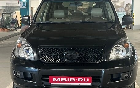 Toyota Land Cruiser Prado 120 рестайлинг, 2007 год, 2 700 000 рублей, 2 фотография
