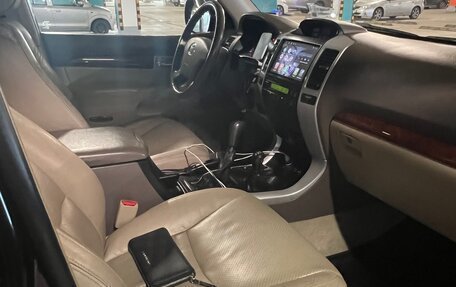 Toyota Land Cruiser Prado 120 рестайлинг, 2007 год, 2 700 000 рублей, 20 фотография