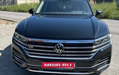 Volkswagen Touareg III, 2021 год, 5 990 000 рублей, 3 фотография