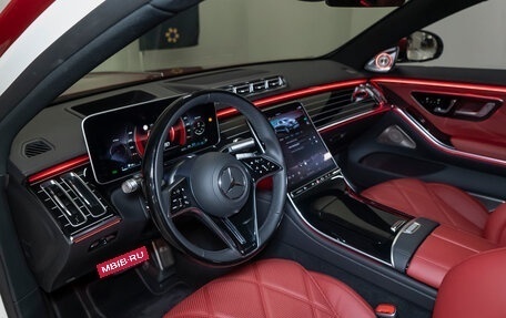 Mercedes-Benz Maybach S-Класс, 2021 год, 37 000 000 рублей, 27 фотография