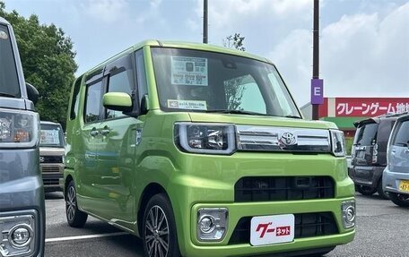 Toyota Pixis Mega, 2021 год, 700 000 рублей, 3 фотография