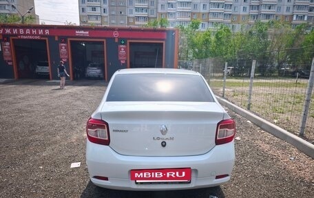 Renault Logan II, 2015 год, 600 000 рублей, 3 фотография