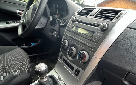Toyota Corolla, 2012 год, 900 000 рублей, 9 фотография