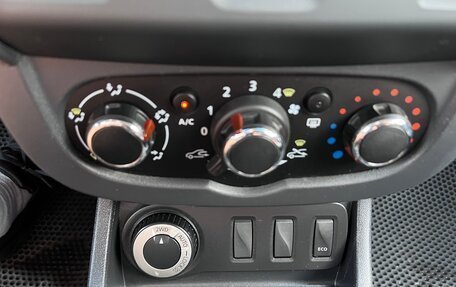 Renault Duster I рестайлинг, 2017 год, 1 190 000 рублей, 11 фотография