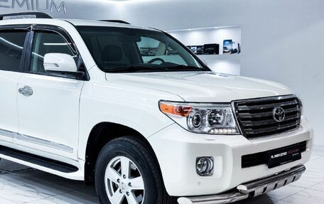 Toyota Land Cruiser 200, 2012 год, 3 950 000 рублей, 5 фотография