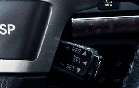 Toyota Land Cruiser 200, 2012 год, 3 950 000 рублей, 16 фотография