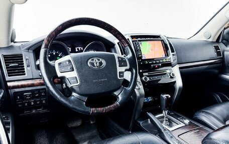 Toyota Land Cruiser 200, 2012 год, 3 950 000 рублей, 28 фотография