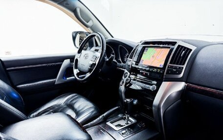 Toyota Land Cruiser 200, 2012 год, 3 950 000 рублей, 30 фотография