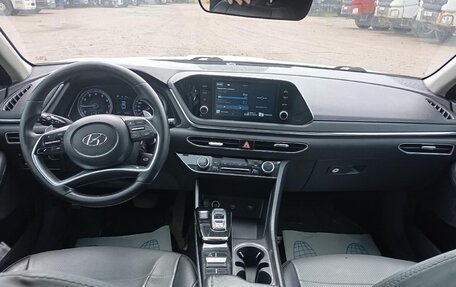 Hyundai Sonata VIII, 2021 год, 1 748 000 рублей, 8 фотография