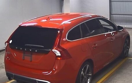 Volvo V60 I, 2012 год, 1 420 000 рублей, 4 фотография