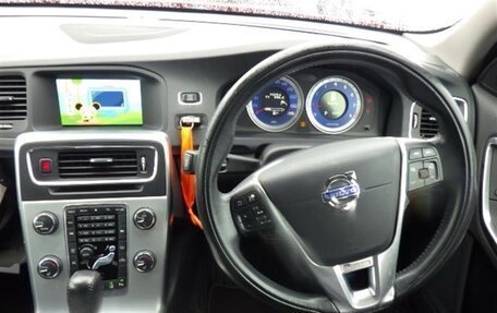 Volvo V60 I, 2012 год, 1 420 000 рублей, 8 фотография
