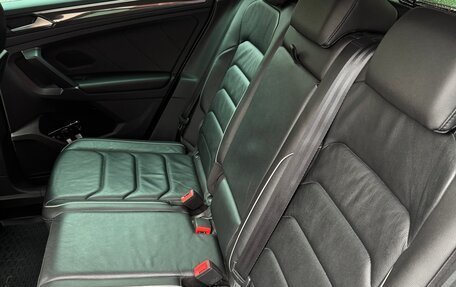 Volkswagen Tiguan II, 2018 год, 2 500 000 рублей, 15 фотография