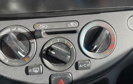 Nissan Note II рестайлинг, 2009 год, 520 000 рублей, 26 фотография