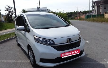 Honda Freed II, 2019 год, 1 850 000 рублей, 2 фотография
