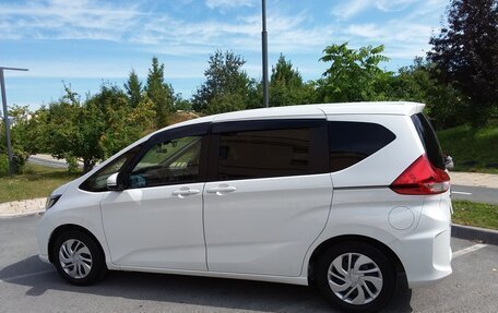 Honda Freed II, 2019 год, 1 850 000 рублей, 5 фотография