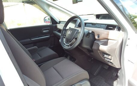 Honda Freed II, 2019 год, 1 850 000 рублей, 8 фотография