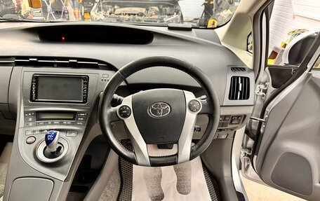 Toyota Prius, 2009 год, 1 005 000 рублей, 14 фотография