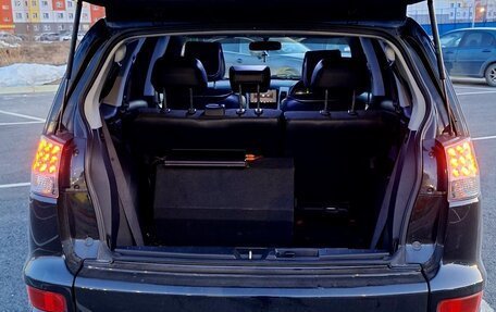 Mitsubishi Outlander III рестайлинг 3, 2010 год, 1 170 000 рублей, 12 фотография