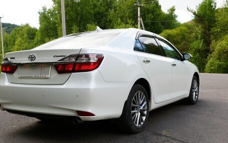 Toyota Camry, 2016 год, 2 350 000 рублей, 4 фотография
