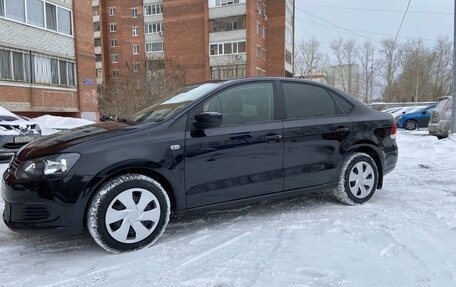 Volkswagen Polo VI (EU Market), 2012 год, 900 000 рублей, 3 фотография