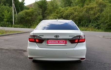 Toyota Camry, 2016 год, 2 350 000 рублей, 8 фотография