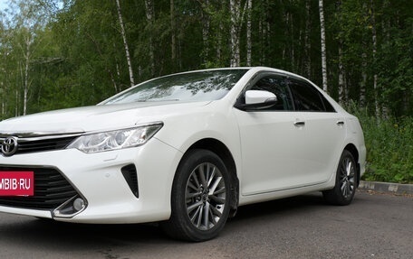Toyota Camry, 2016 год, 2 350 000 рублей, 3 фотография